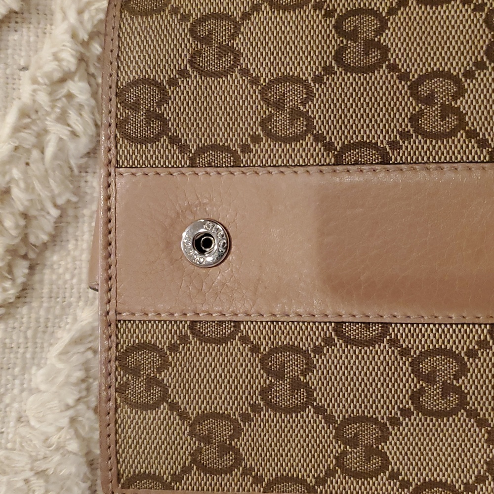 Gucci Brown and Tan Wallet - Picture 16 of 17